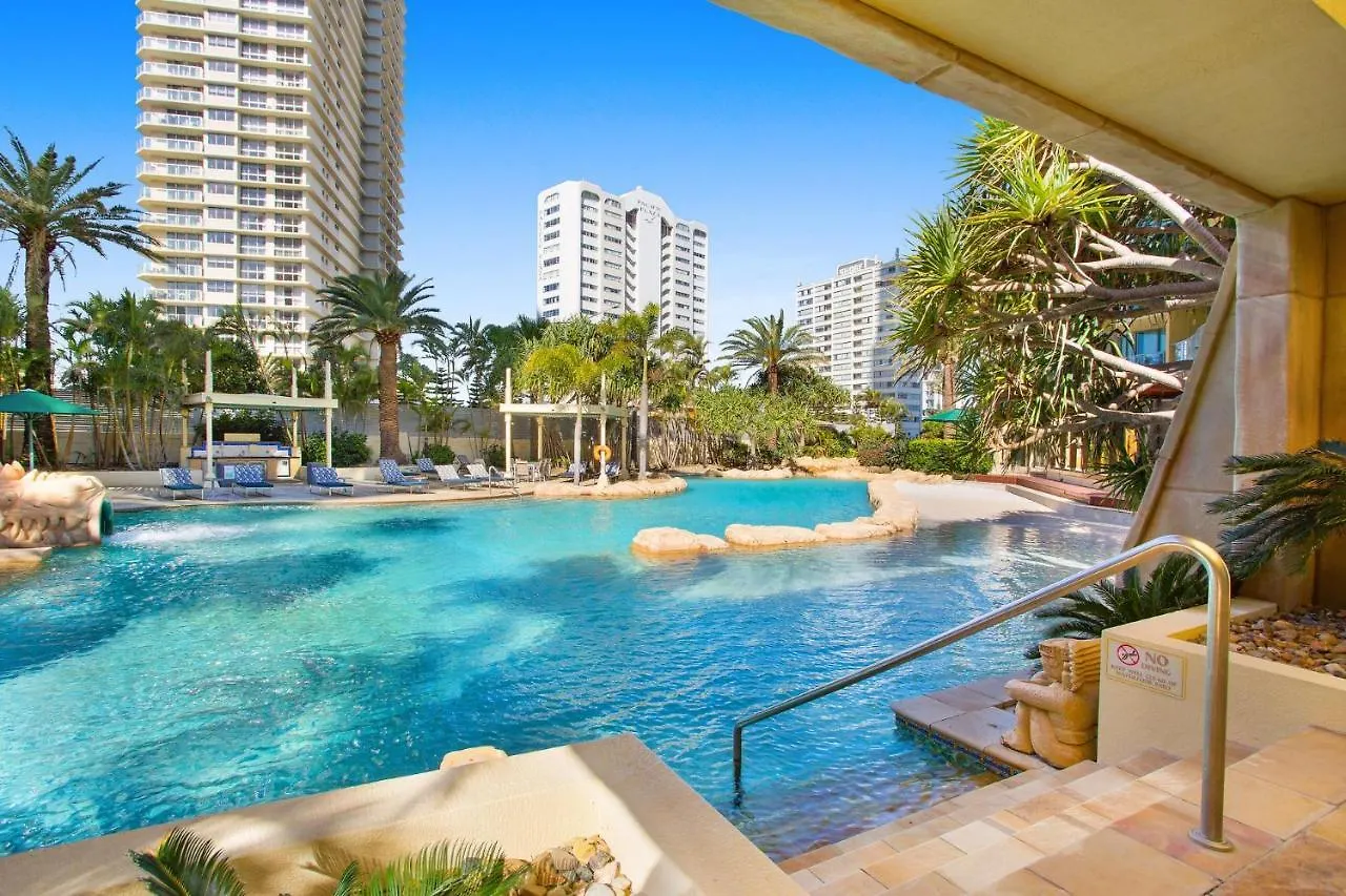 Resort style 3br unit w/ huge entertainers balcony Gold Coast